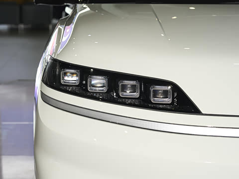 2025�� ����SMART�� 64.2kWh