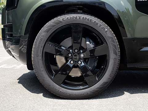 2026�� 110 3.0T X-Dynamic HSE