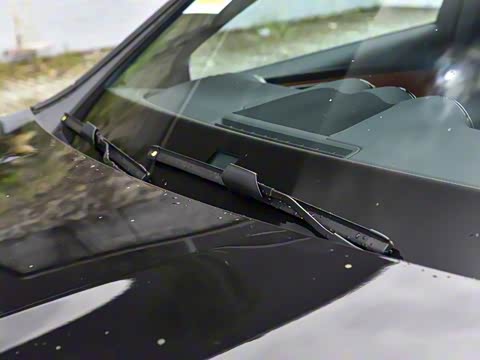 2025�� �Ŀ� GLC 300 4MATIC ����SUV