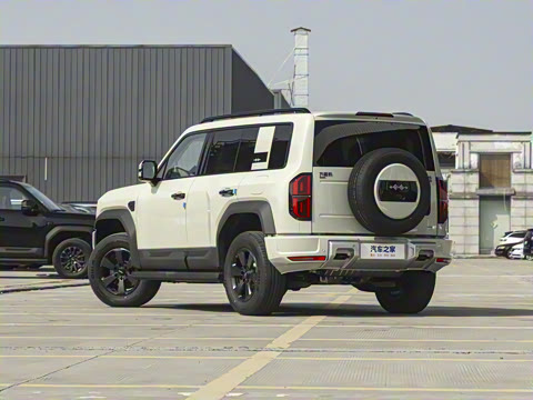 2025�� 210KM ����Ultra��