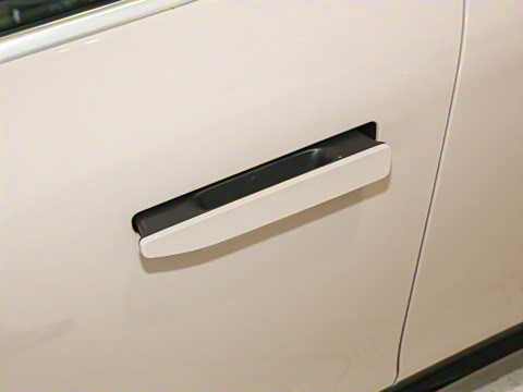 2025�� 100kWh Touring