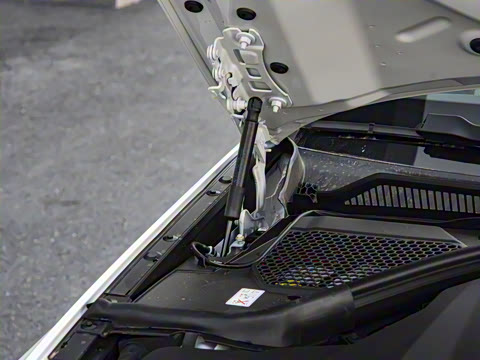 2026�� eDrive 40 L ��ҹ�˶���װ