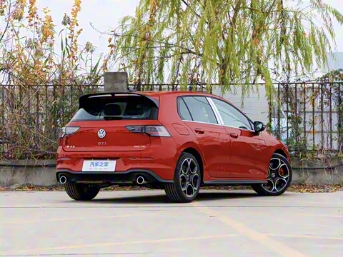 2026�� 380TSI DSG GTI