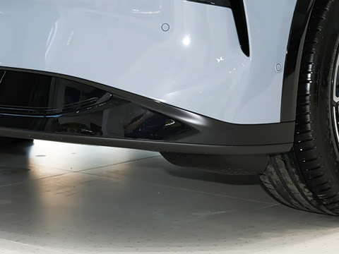 2026�� ���� 702 Max �콢��