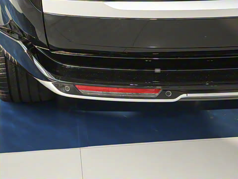 2025�� 3.0 L6 400PS �����ӳ���