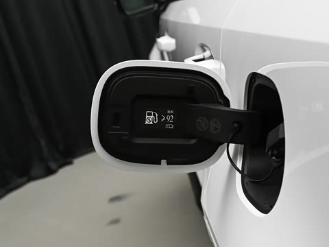 2026�� 1.5T PHEV 6��