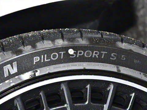 2025 Ŀ AMG CLE 53 4MATIC+ ܳ