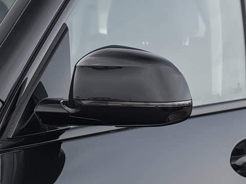 2026�� �Ŀ� xDrive 30Li ������M�˶���ҹ��װ