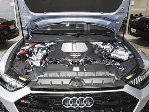 2025��  RS 6 4.0T Avant performance