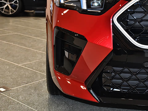 2025�� sDrive25i M�˶���װ