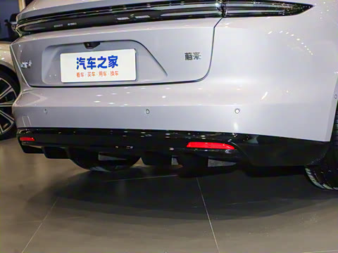 2025�� Զ����װ�޶��� 100kWh Touring