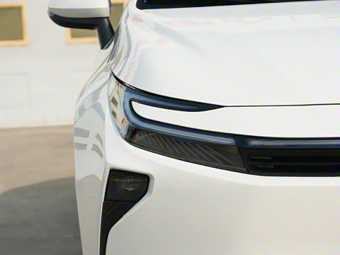 2026�� 1.8L ˫�� ��Ӣ��