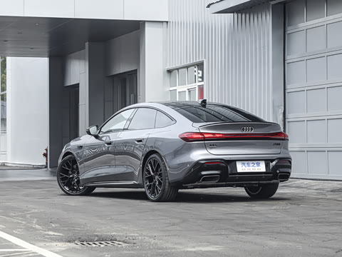 2026�� TFSI quattro 150kW �׷�������