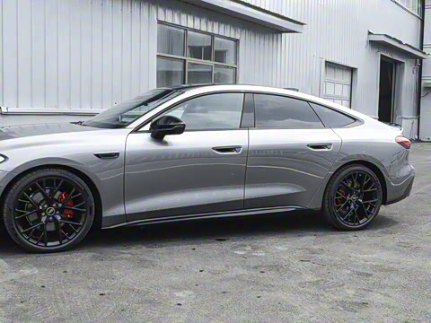 2026�� TFSI quattro 150kW �׷�������