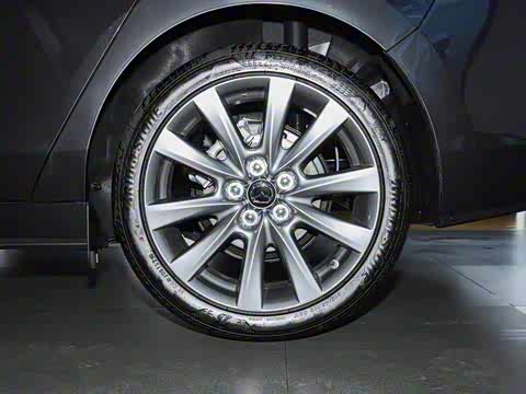 2025�� 2.0L �Զ����Ű�