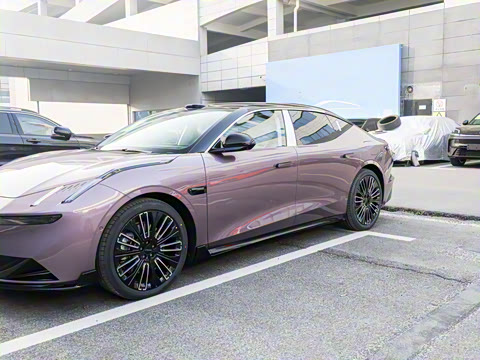 2025�� 240����Ultra H5