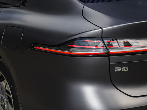 2025�� ������