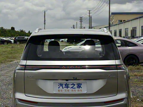 2025�� Plus 610 ������