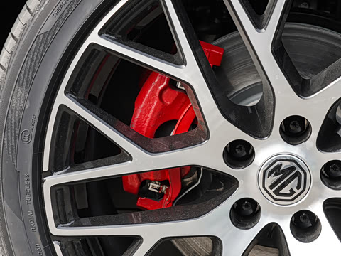 2026�� 2.0T 405 AT������