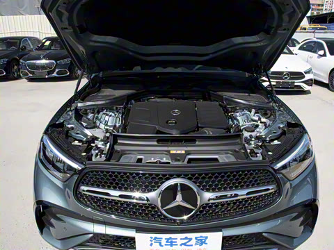 2026�� GLC 300 L 4MATIC ������ 5��