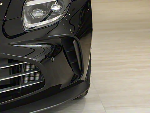 2024�� 4.0T V8 Coupe