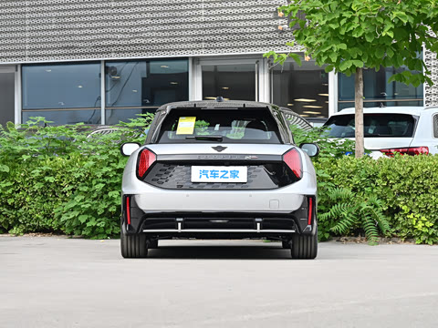 2026�� JOHN COOPER WORKS �й��ر��