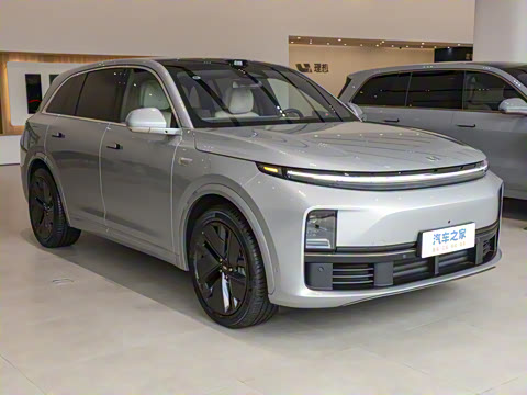 2025�� Pro ���ܻ��°�