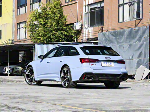 2025��  RS 6 4.0T Avant performance