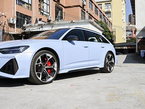 2025��  RS 6 4.0T Avant performance