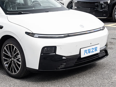 2027�� 670������