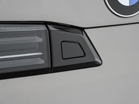 2027�� 740L �����