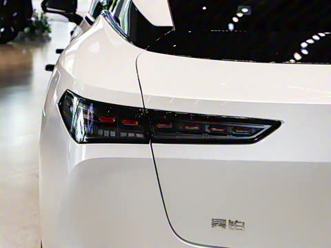 2025�� 710 Max��