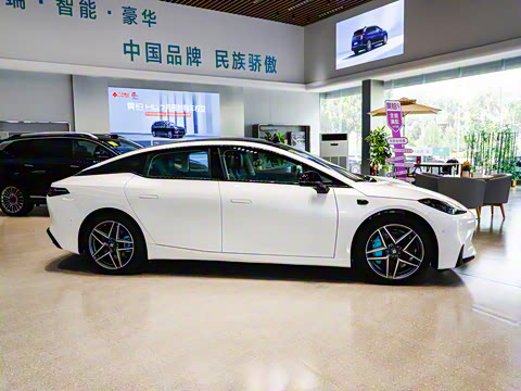 2025�� 710 Max��