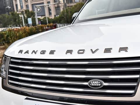 2025�� 3.0 L6 400PS SV���ٴ����ӳ��� 4��