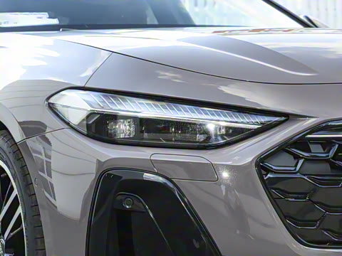 2026�� 2.0T �˶��� quattro