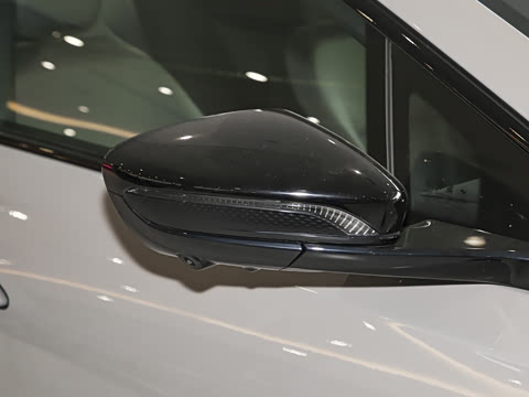 2025�� 640 ���� ��ѡ��