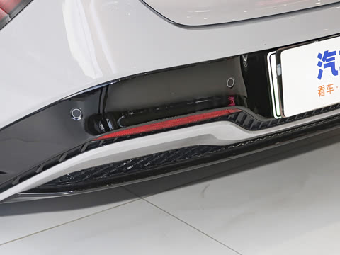 2025�� 640 ���� ��ѡ��