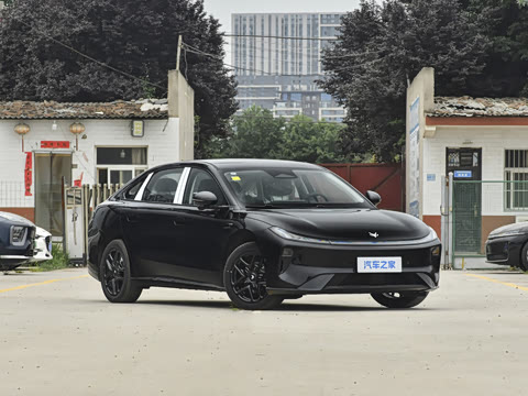 2026�� 535 MAX�����