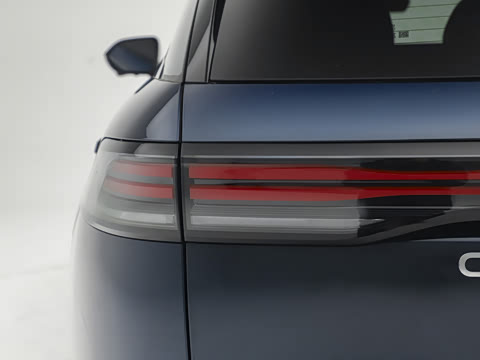 2027�� 2.0T �Զ����������