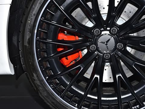 2026�� AMG CLE 53 4MATIC+ ������ܳ�