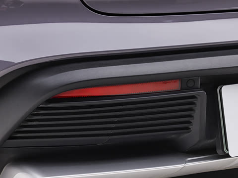 2026�� Taycan 4 Cross Turismo