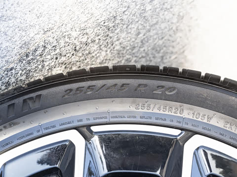 2026�� ���� 1704 Max �콢��