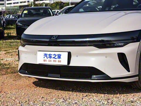 2025�� �����������Ǽݰ� 100kWh