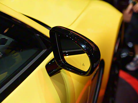 2025�� AMG GT 63 4MATIC+