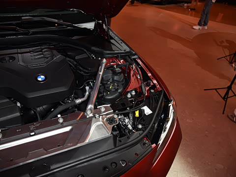 2024�� 430i ����M�˶���ҹ��װ