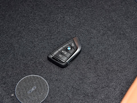 2026�� 430i M�˶���ҹ��װ