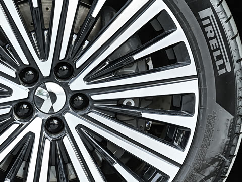 2026�� 102kWh �����е�ǩ����