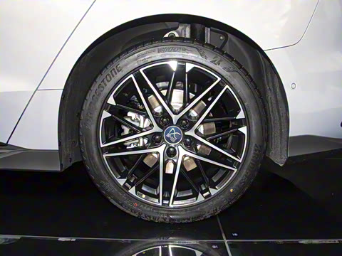 2025�� EV �Ǽݰ� 635KM�콢��