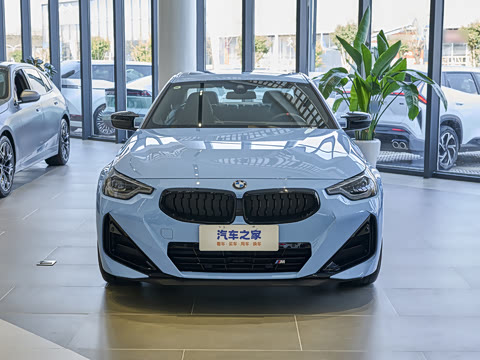2026�� M240i xDrive