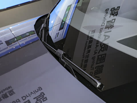 2026�� ���� 1585 �����콢��